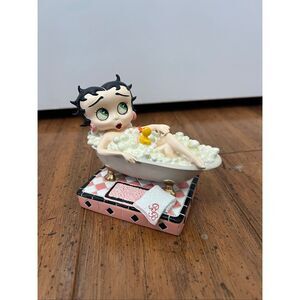 Vintage Danbury Mint Betty Boop "Bathing Betty" Figurine